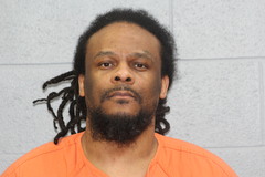 Mugshot of Davis, Cecil Jerome 