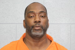 Mugshot of Lusk, Carlos M 